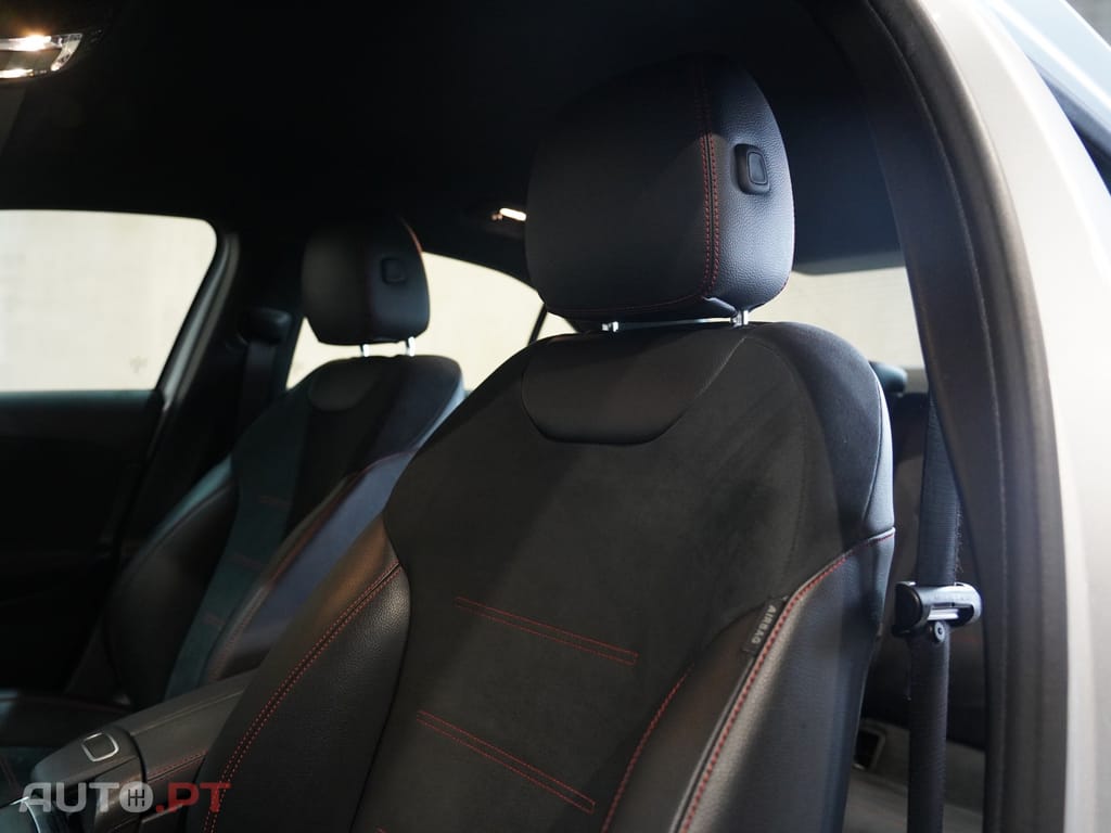 Mercedes-Benz A 180 d AMG Line