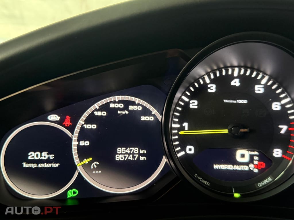 Porsche Panamera 4 E-Hybrid Plug-in