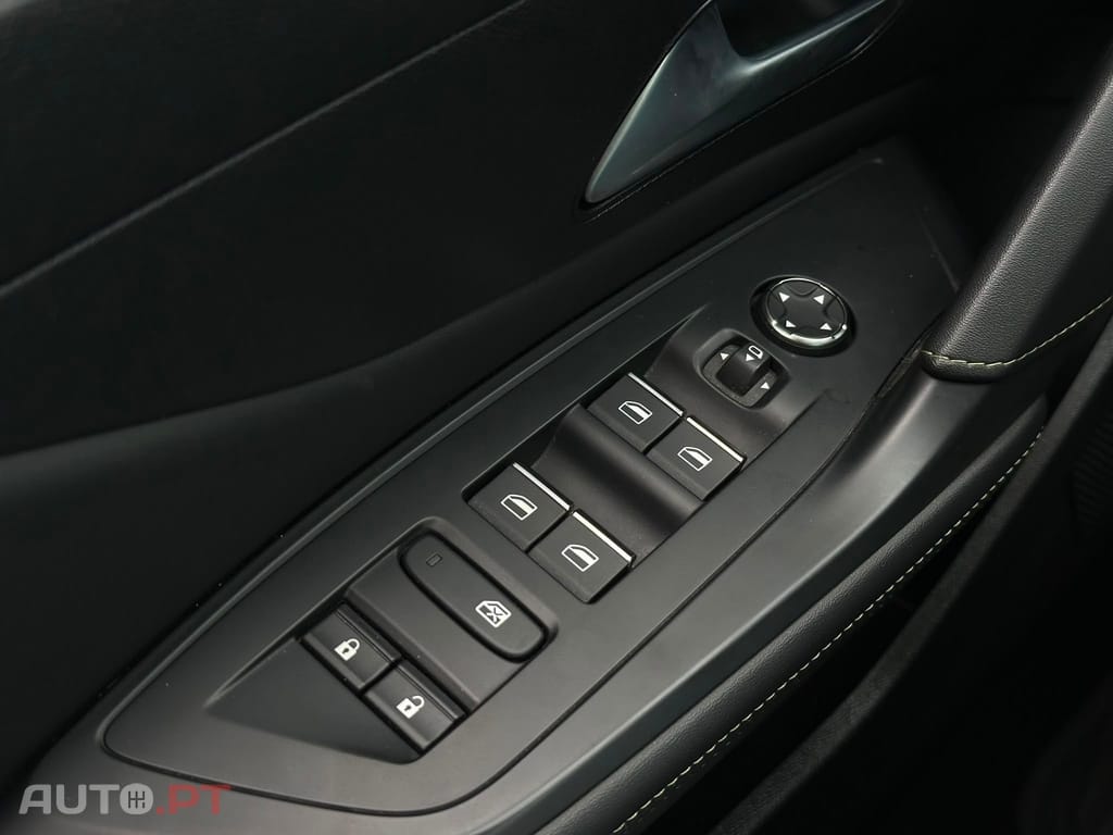 Peugeot 408 1.6 Hybrid GT e-EAT8