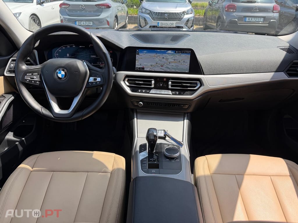 BMW 330 e Line Sport Auto