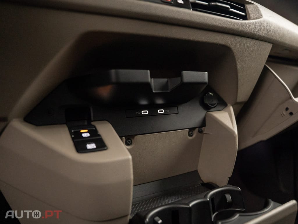 Volkswagen Multivan 1.4 TSI e-Hybrid Life DSG
