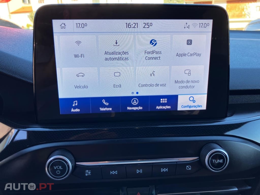 Ford Focus 1.0 EcoBoost Hybrid ST-LINE