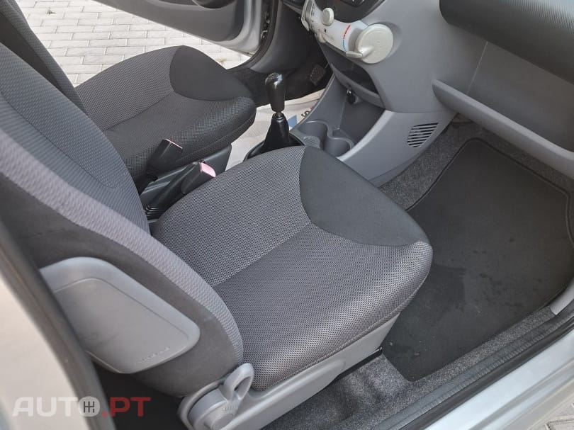 Toyota Aygo 1.0 + AC+VSC