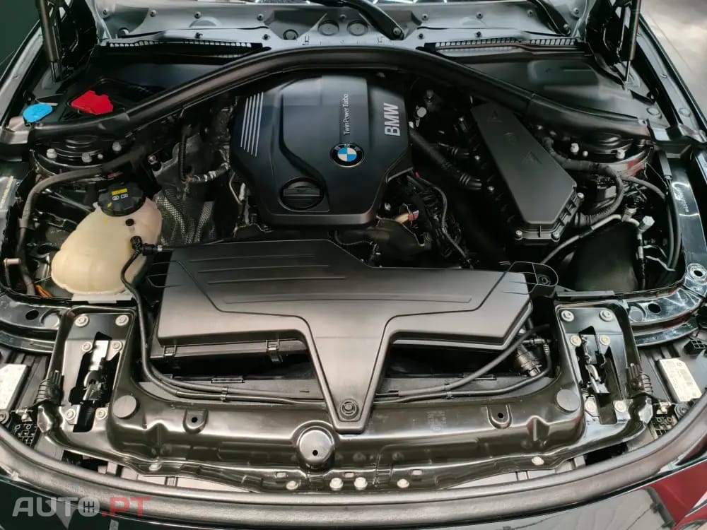 BMW 318 d Line Sport Auto