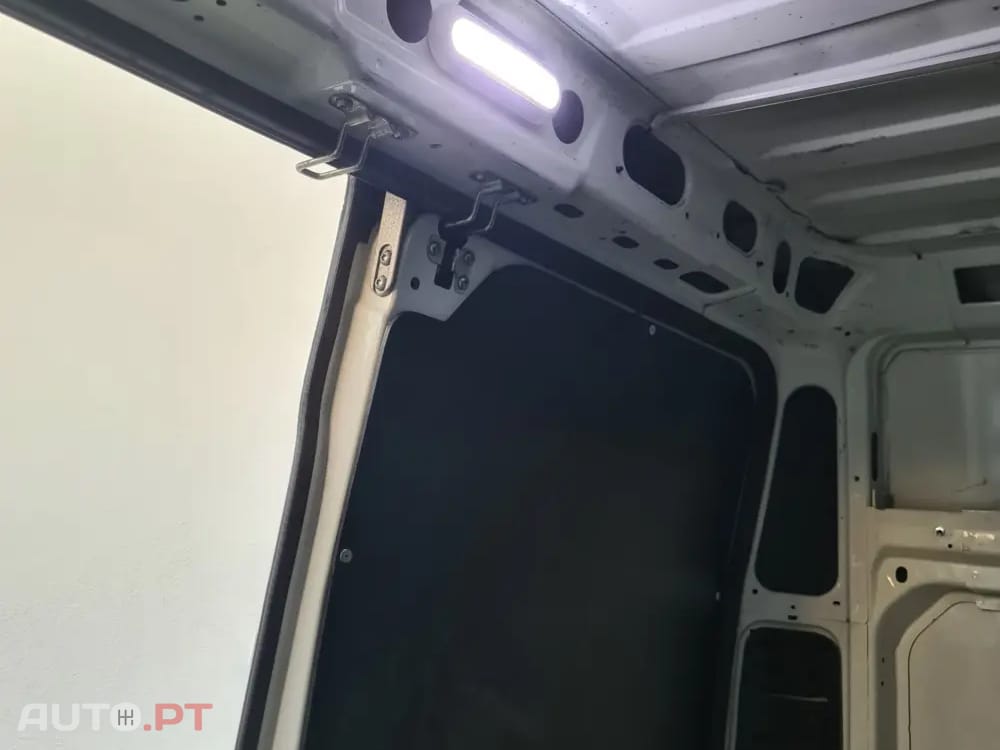 Citroën Jumper 2.0 BlueHDi 33 L3H2 — fotografia 8