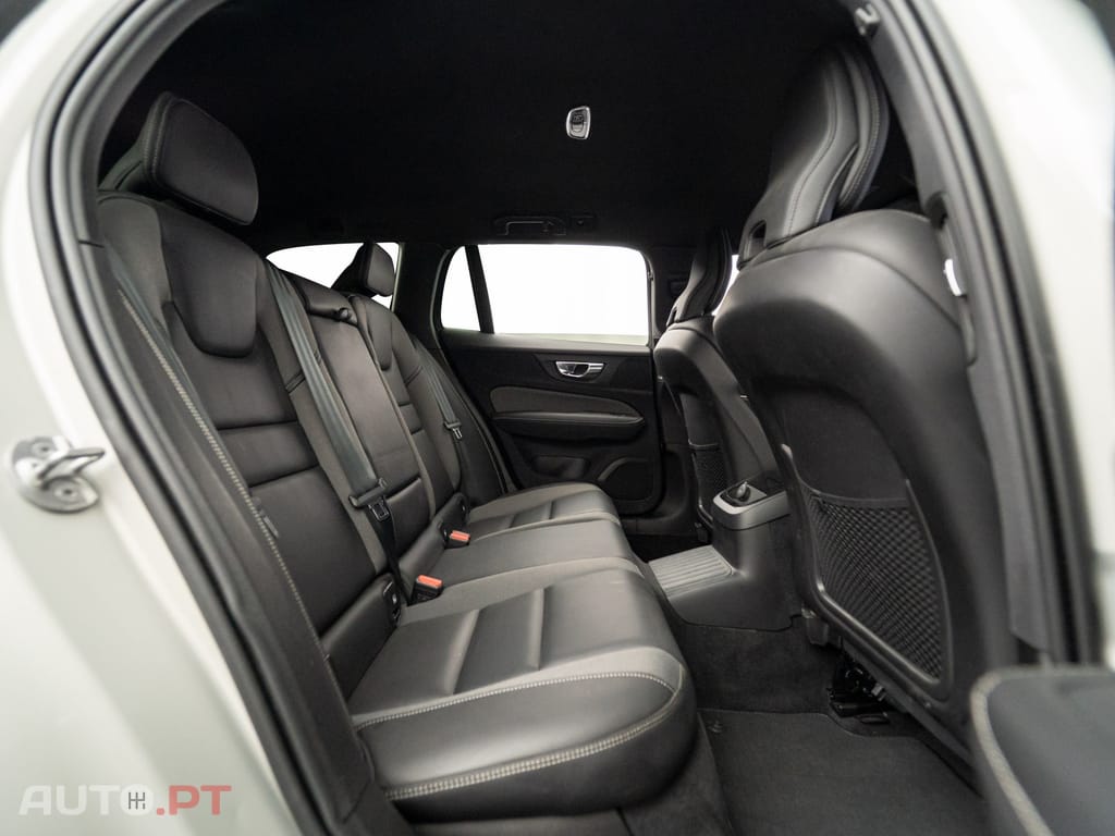 Volvo V60 2.0 T6 AWD TE R-Design
