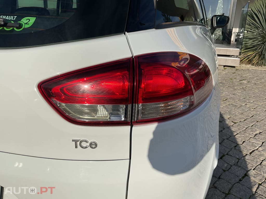 Renault Clio Sport Tourer 0.9 TCE Limited