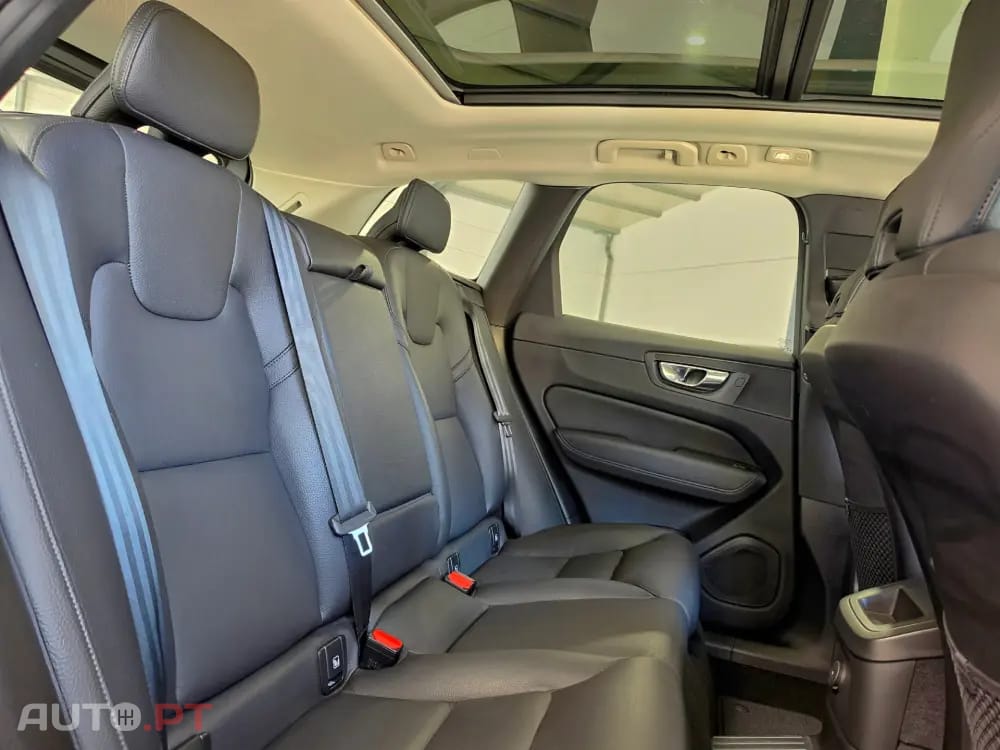 Volvo XC60 2.0 T6 PHEV Inscription AWD