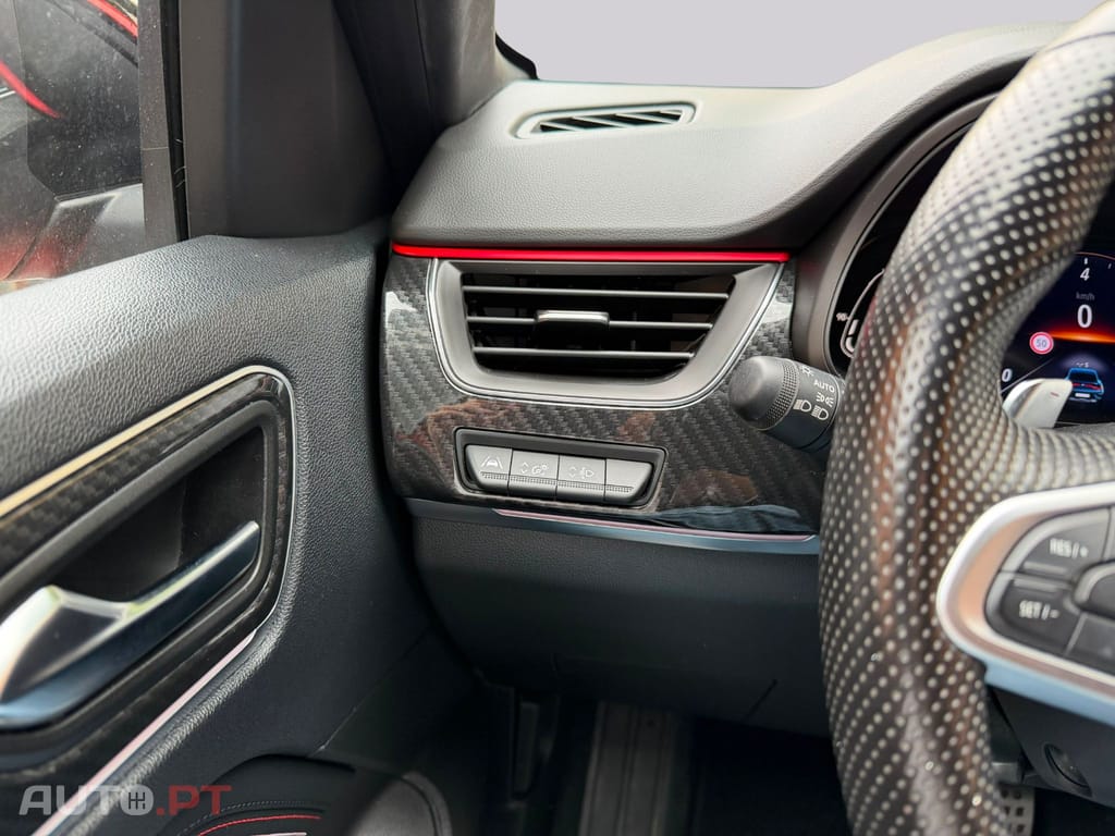 Renault Arkana RSLINE