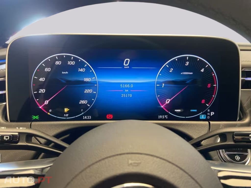 Mercedes-Benz E 220 I.V.A DEDUTÍVEL d AMG