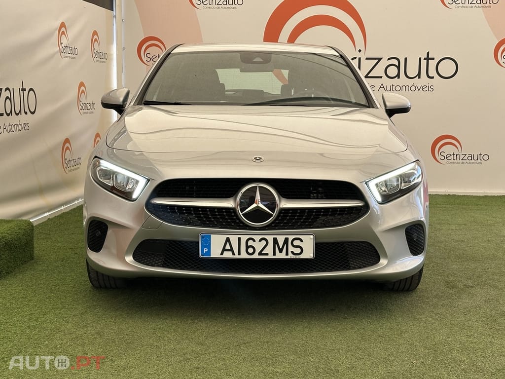 Mercedes-Benz A 250 e Style Plus