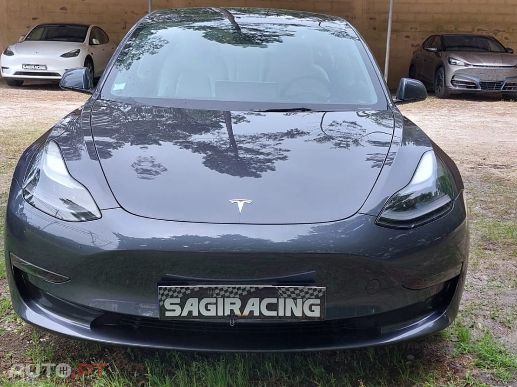 Tesla Model 3 Long-Range Dual Motor AWD