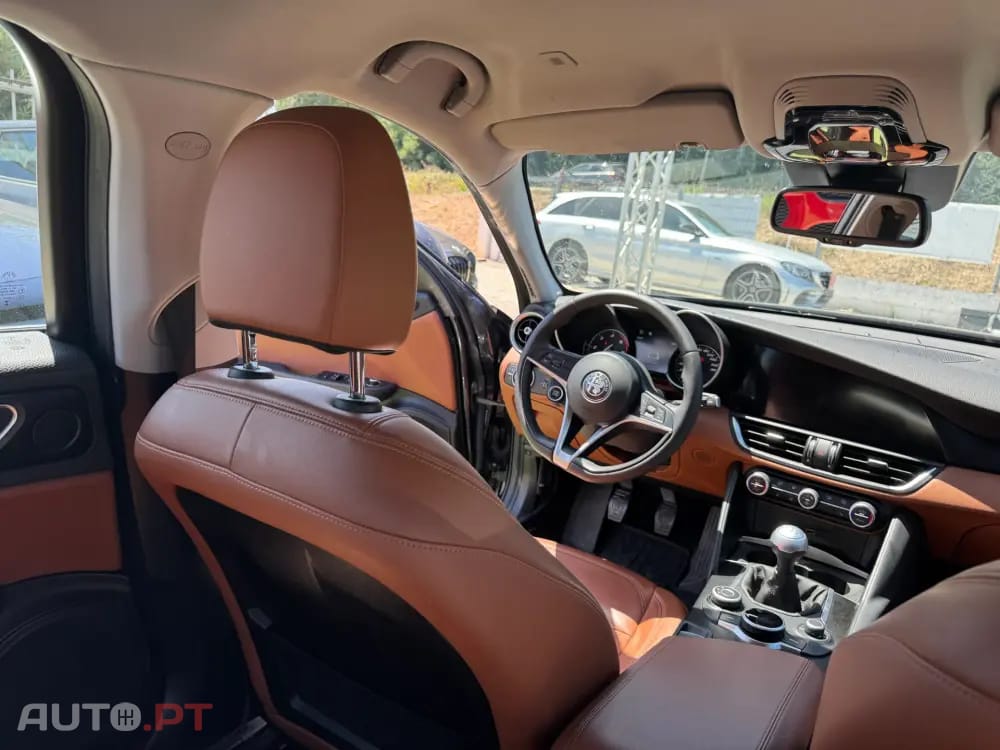 Alfa Romeo Giulia 2.2 D Super