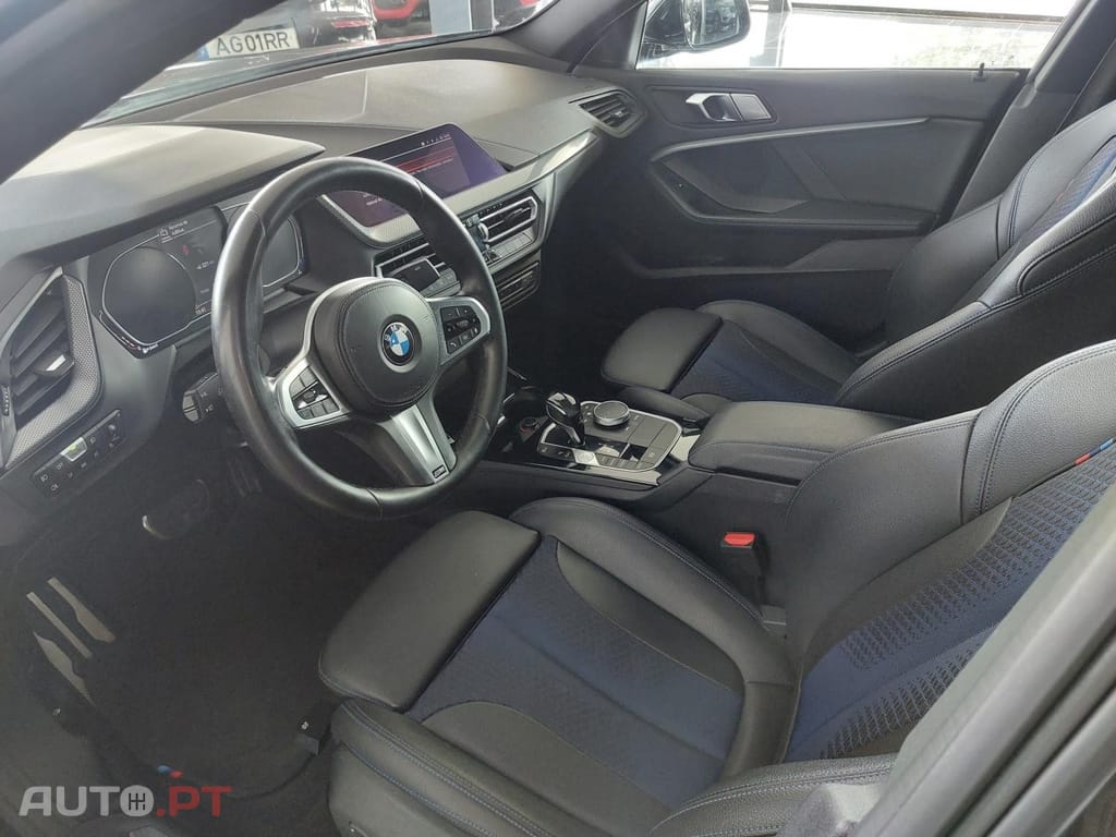 BMW 216 d Pack Desportivo M