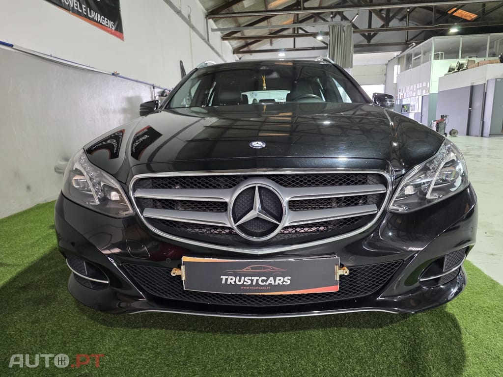 Mercedes-Benz E 300 BlueTEC Hybrid Elegance