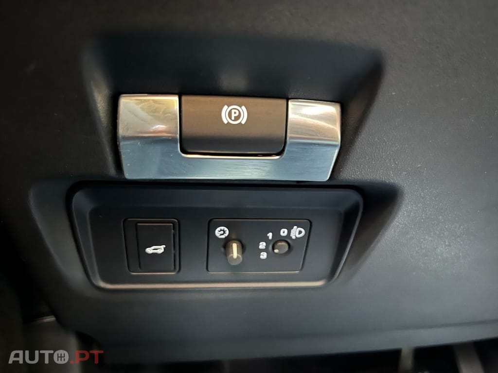 Land Rover Evoque 2.0D DIESEL/HYBRID SPORT 