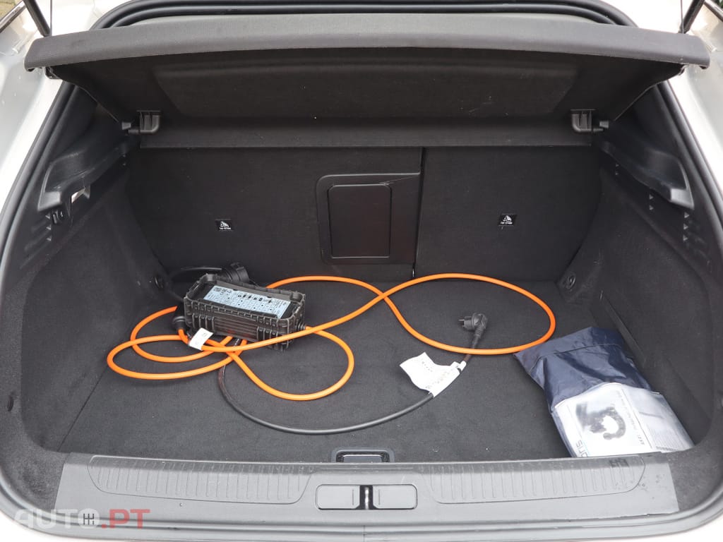DS DS4 E-Tense Performance Line EAT8