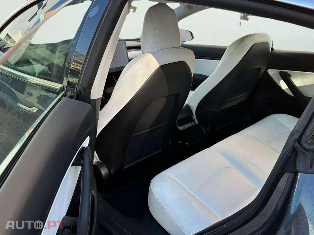 Tesla Model 3 Long Range Dual Motor AWD