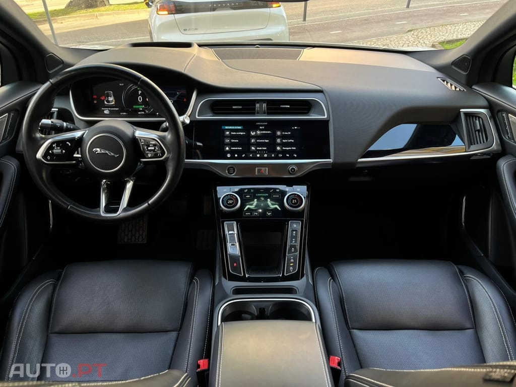 Jaguar I-Pace EV400 AWD HSE