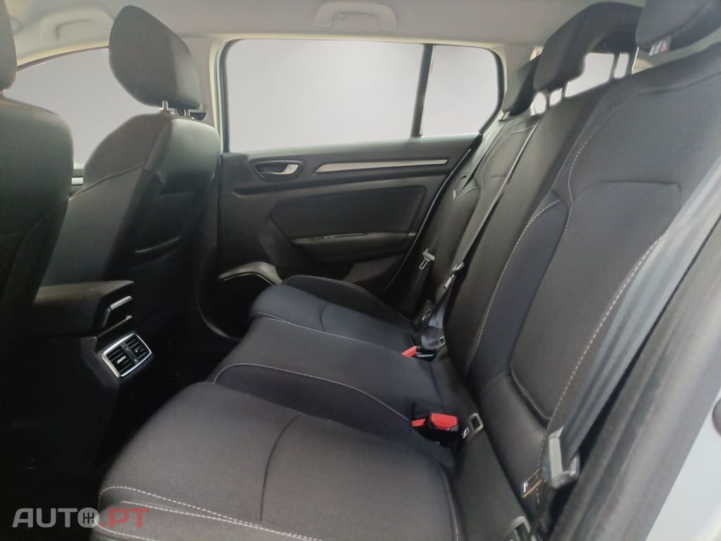 Renault Mégane Sport Tourer 1.6 E-Tech Plug-In E-Tech Hybrid Engineered