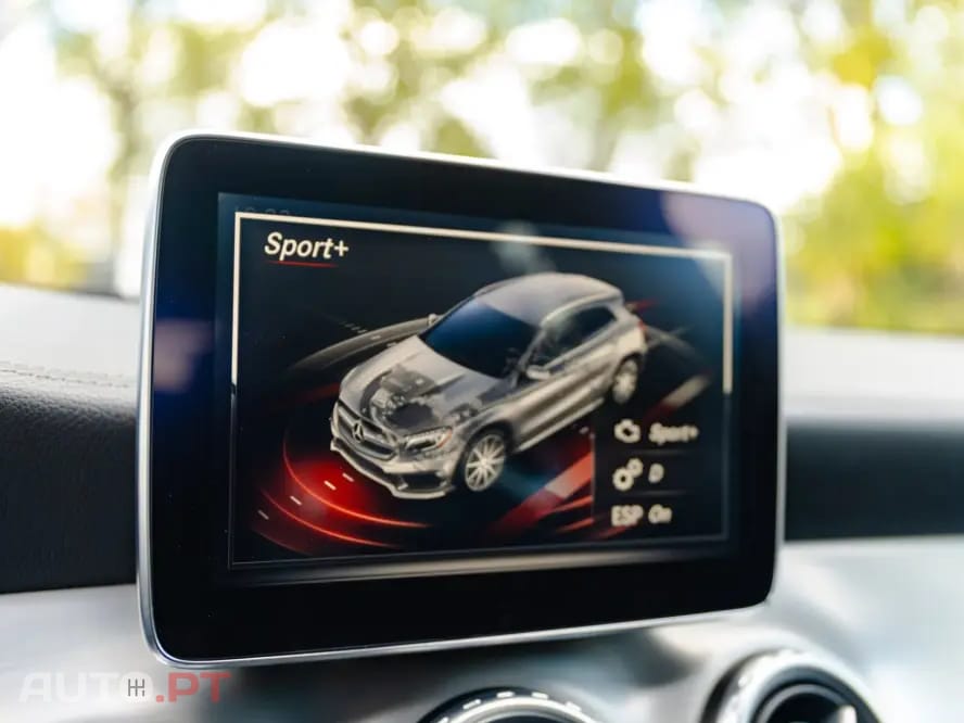 Mercedes-Benz GLA 45 AMG 4-Matic