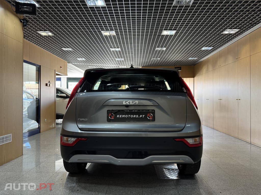 Kia Niro 64kWh Drive