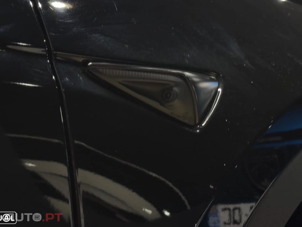 Tesla Model Y RWD