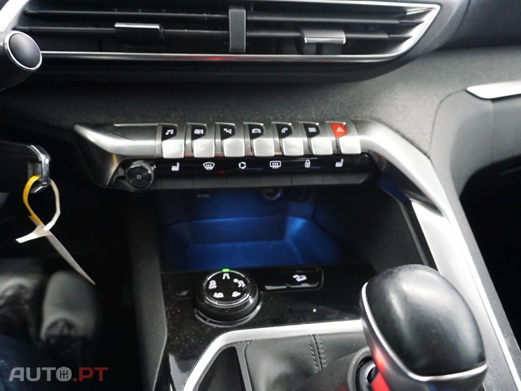 Peugeot 5008 1.2 PureTech Allure Grip Control