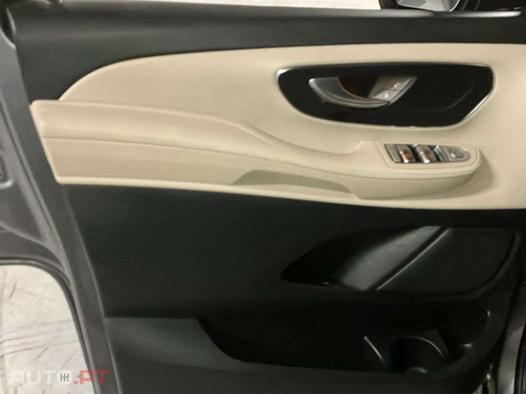 Mercedes-Benz V 300 d Marco Polo