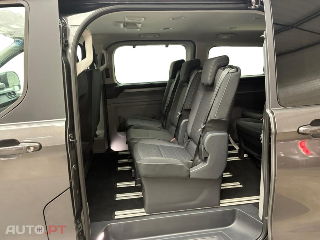 Ford Tourneo 2.0 EcoBlue Titanium Aut.