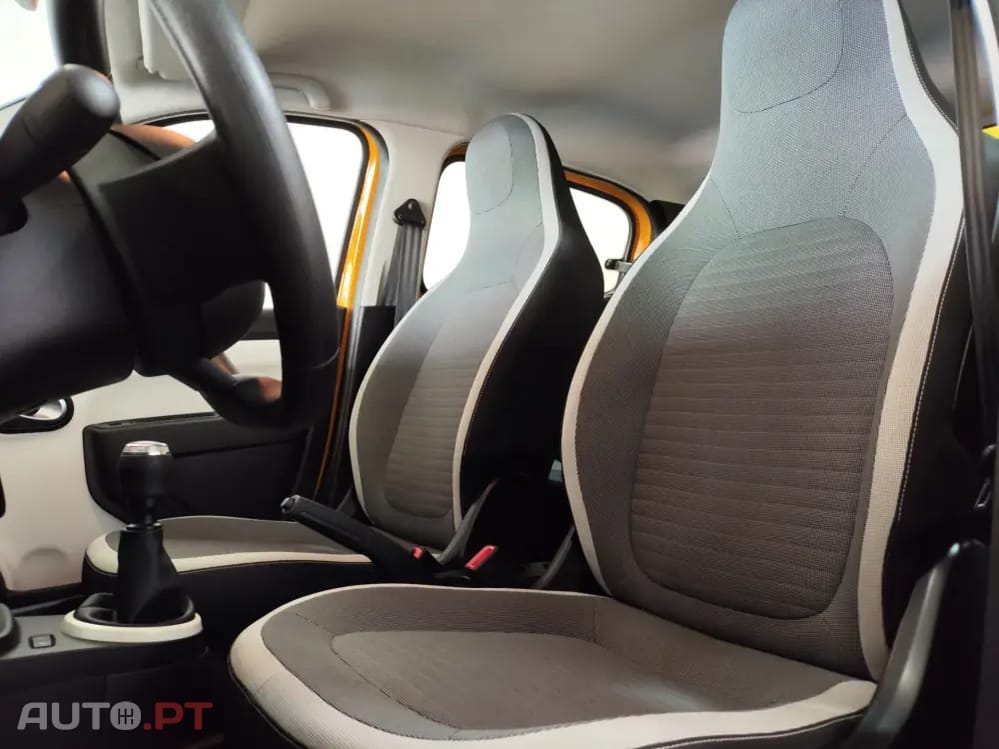 Renault Twingo 1.0 SCe Intens