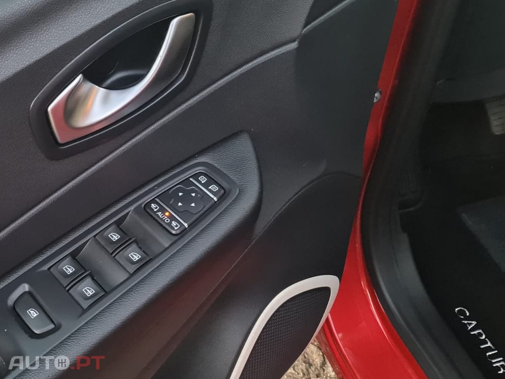 Renault Captur 1.5 dCi Red Edition