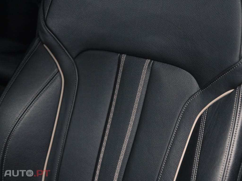 BMW M550 xDrive Auto