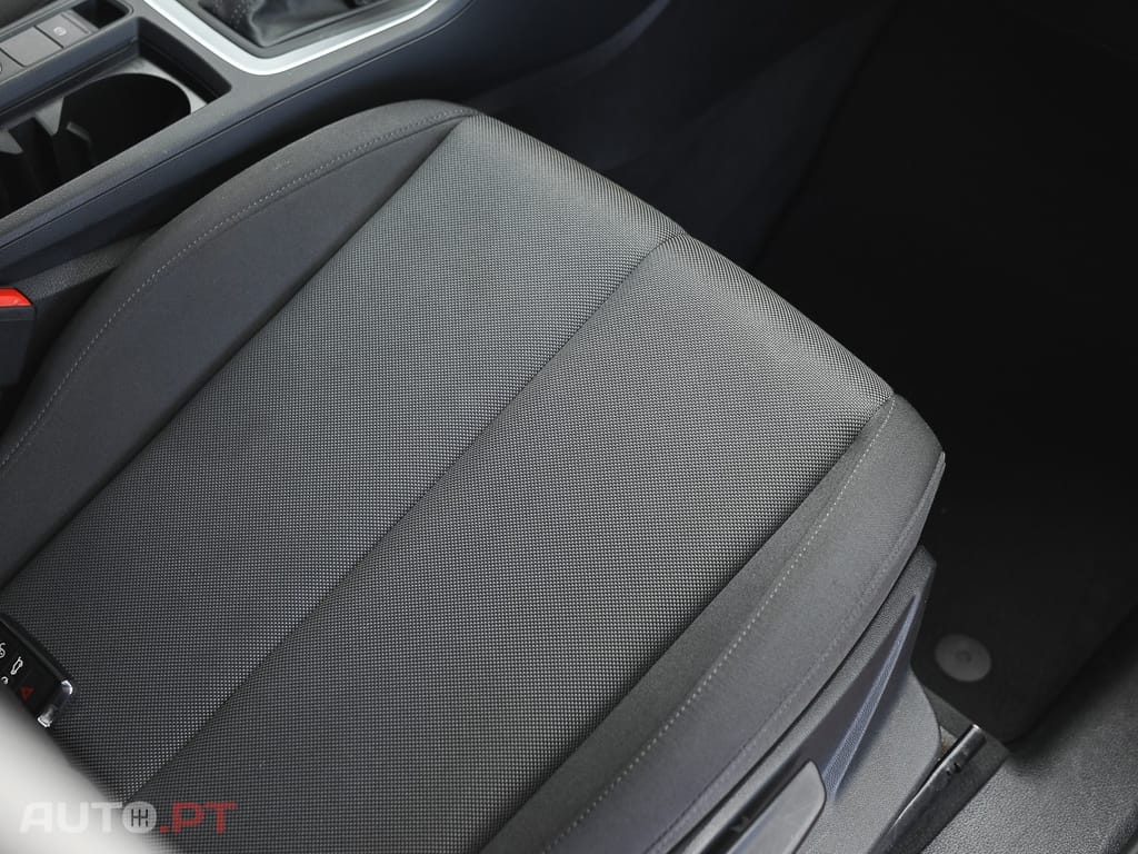 Audi Q3 45 TFSIe S line S tronic