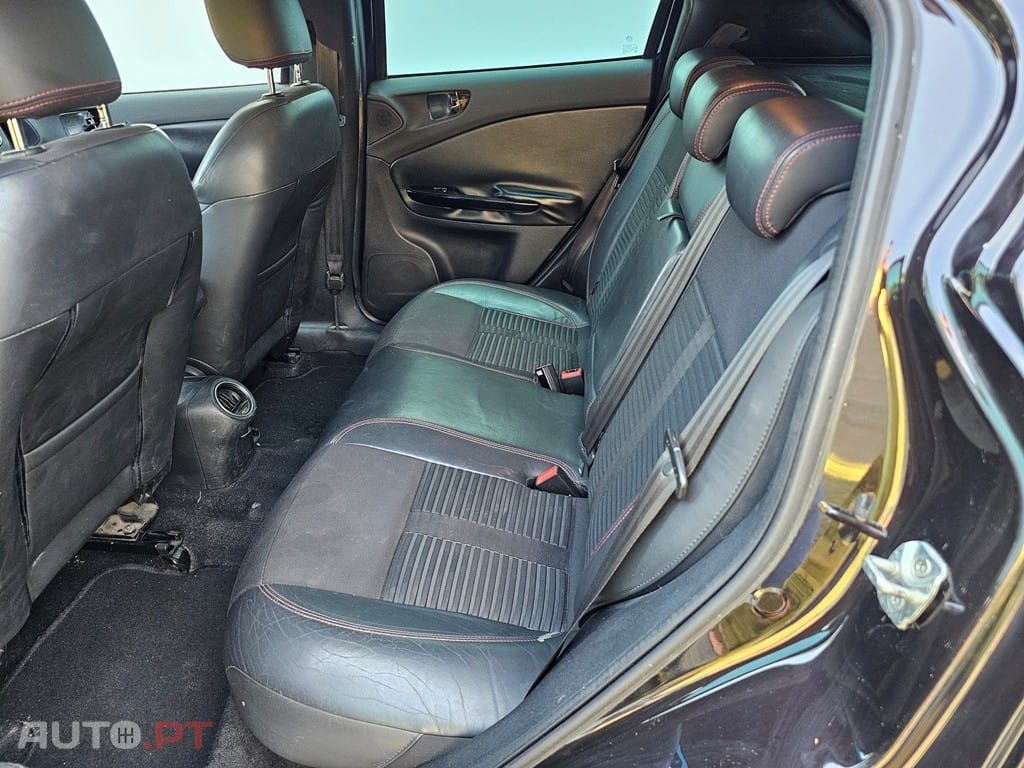 Alfa Romeo Giulietta 1.6 JTDm Distinctive