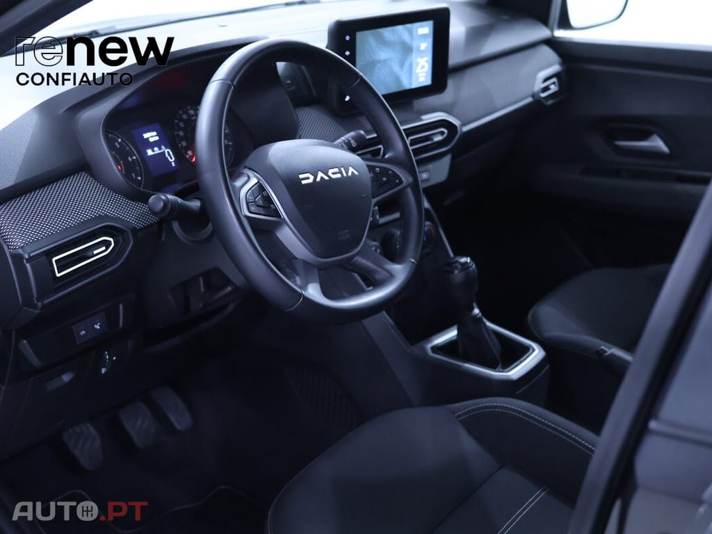 Dacia Jogger 1.0 Eco-g Expression 7l Bi-fuel — fotografia 15