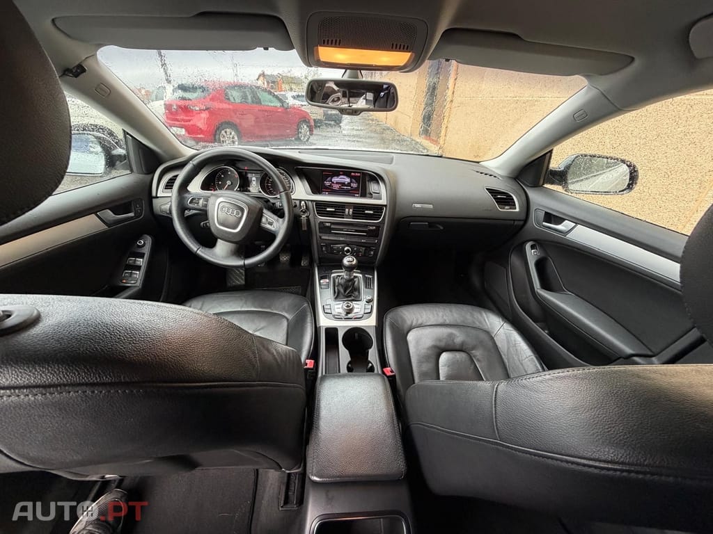 Audi A5 2.0 TDi Business Line S-line