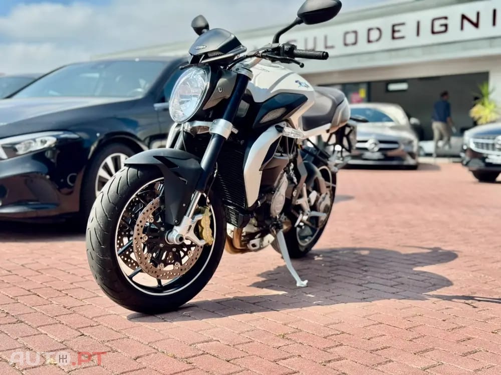 Mv Agusta Brutale MV Agusta Brutale 675