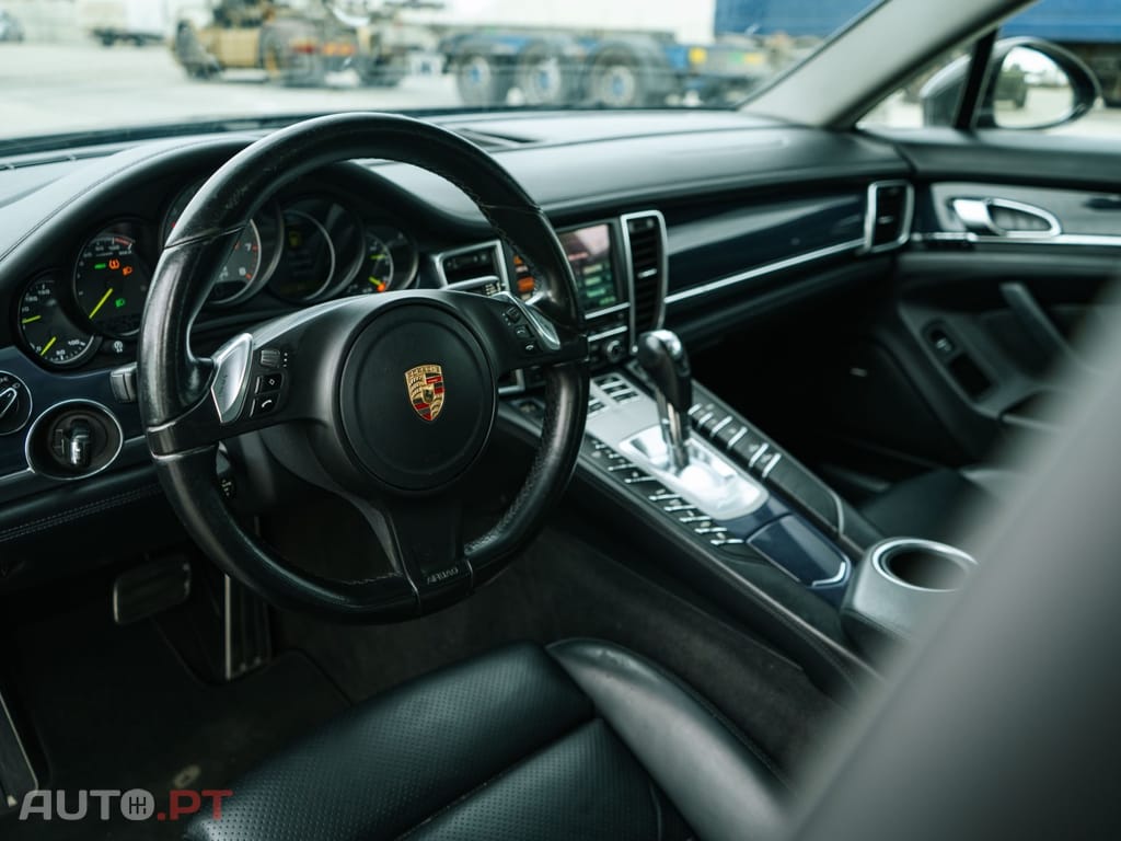 Porsche Panamera S e-Hybrid