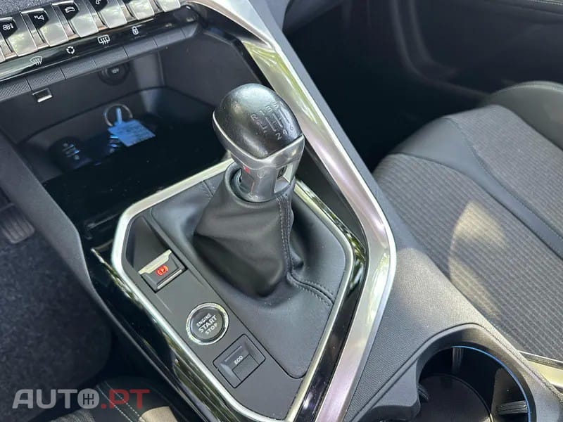 Peugeot 3008 1.2 PureTech Allure Pack