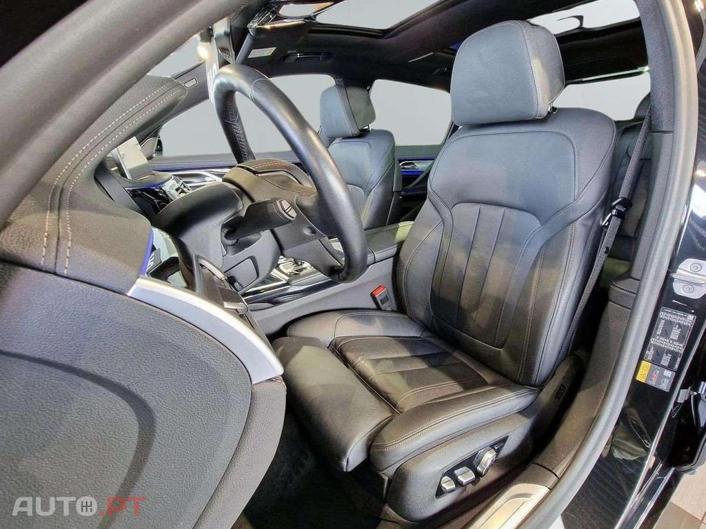 BMW 745 xDrive longo