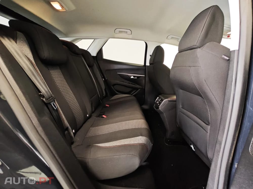 Peugeot 3008 BlueHDi 130 Stop & Start Active Pack