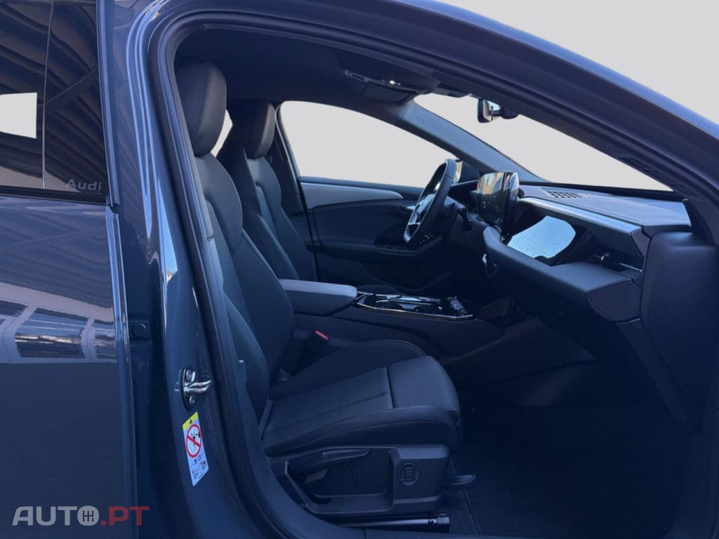 Audi A6 Avant I.V.A DEDUTIVEL e-tron Avant 210 kW
