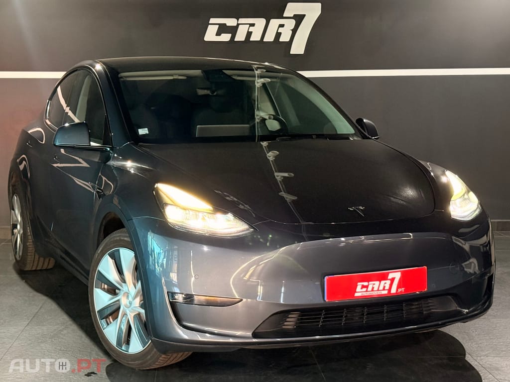 Tesla Model Y Outro