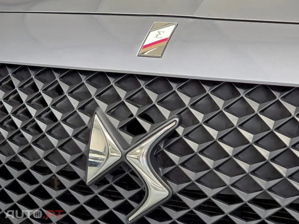 DS DS7 Crossback E-Tense Bastille+ EAT8