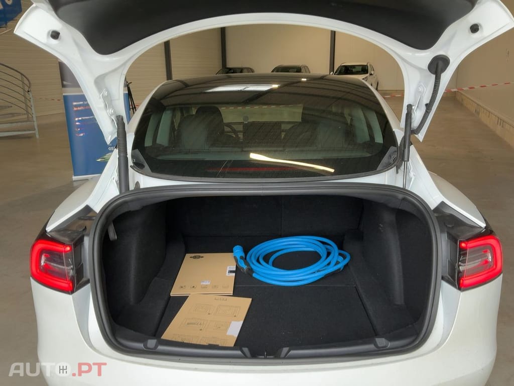 Tesla Model 3 Standard Range Plus