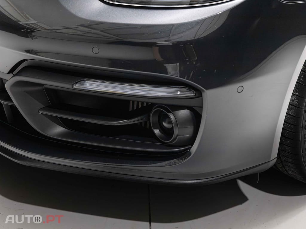 Porsche Panamera 4 E-Hybrid Platinum Edition PDLS