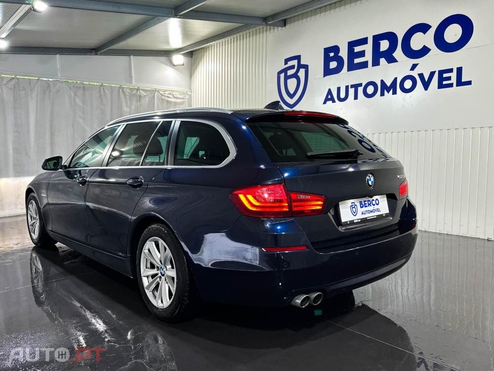 BMW 520 d Pack Desportivo M Auto