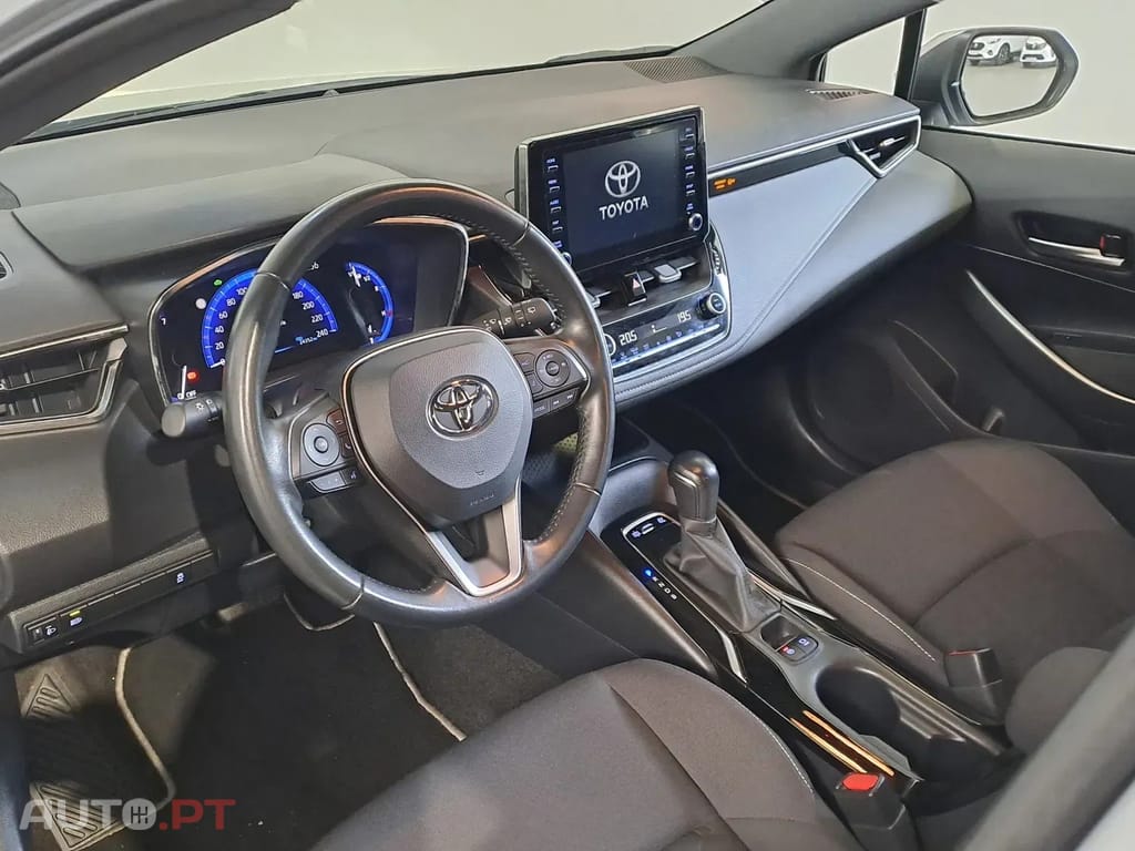 Toyota Corolla Touring Sports 1.8 Hybrid Comfort