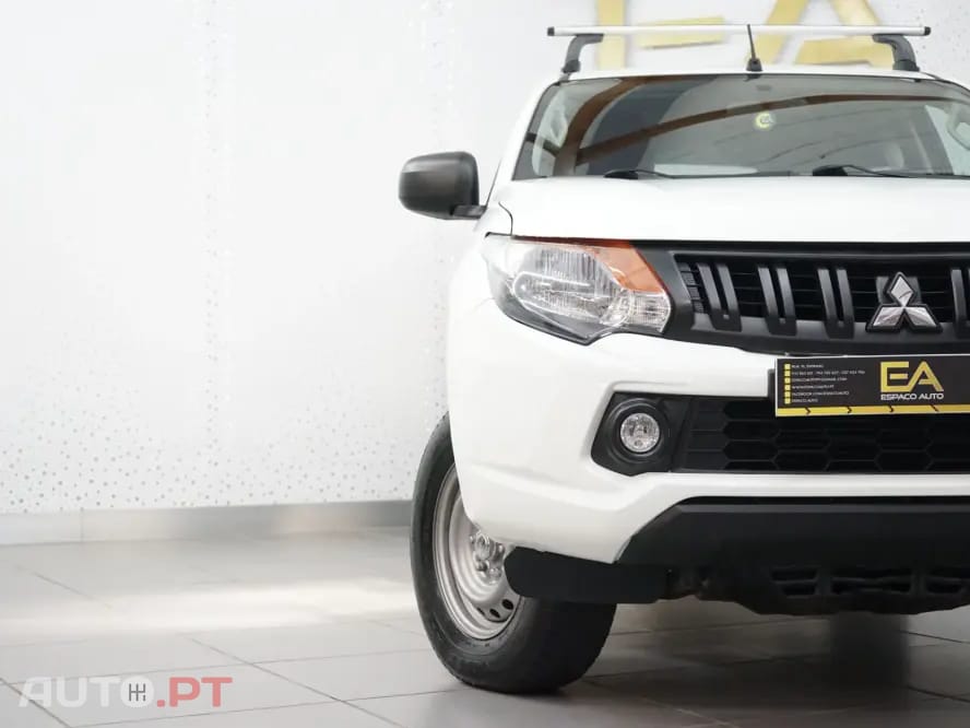 Mitsubishi L200 2.4 DI-D CD S.Cab 3L Instyle 4WD